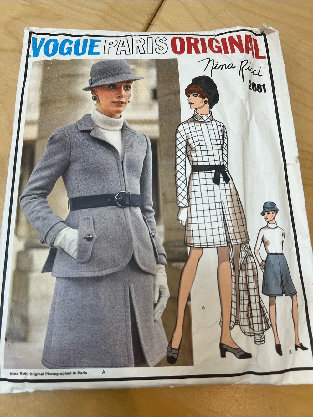 Vogue Paris Original. Nina Ricci #2091 pattern